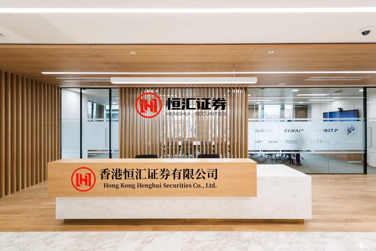 互盈在线 张本智和复刻樊振东动作故意挑衅？韩媒：他有中国血统，中国球迷恨他